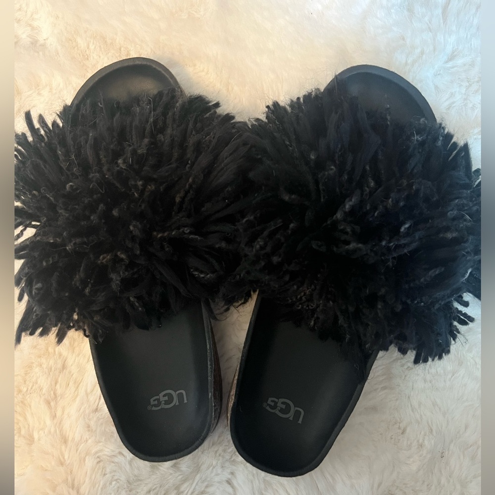 Ugg Fuzzy Slides - image 1